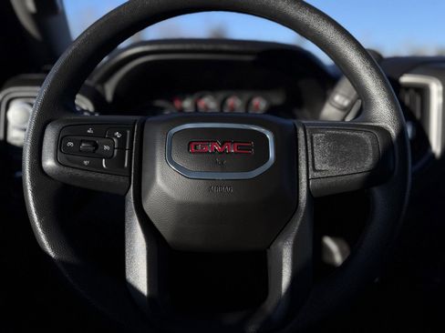 Certified 2025 GMC Sierra 1500 Pro w/ Graphite Edition image 17