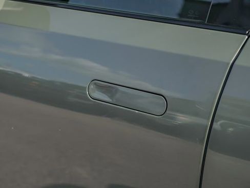 Used 2022 Rivian R1T Launch Edition image 55