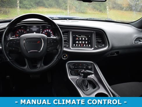 Used 2021 Dodge Challenger R/T w/ Blacktop Package image 10