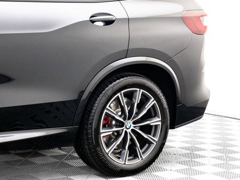 Used 2023 BMW X5 M50i w/ Executive Package image 35
