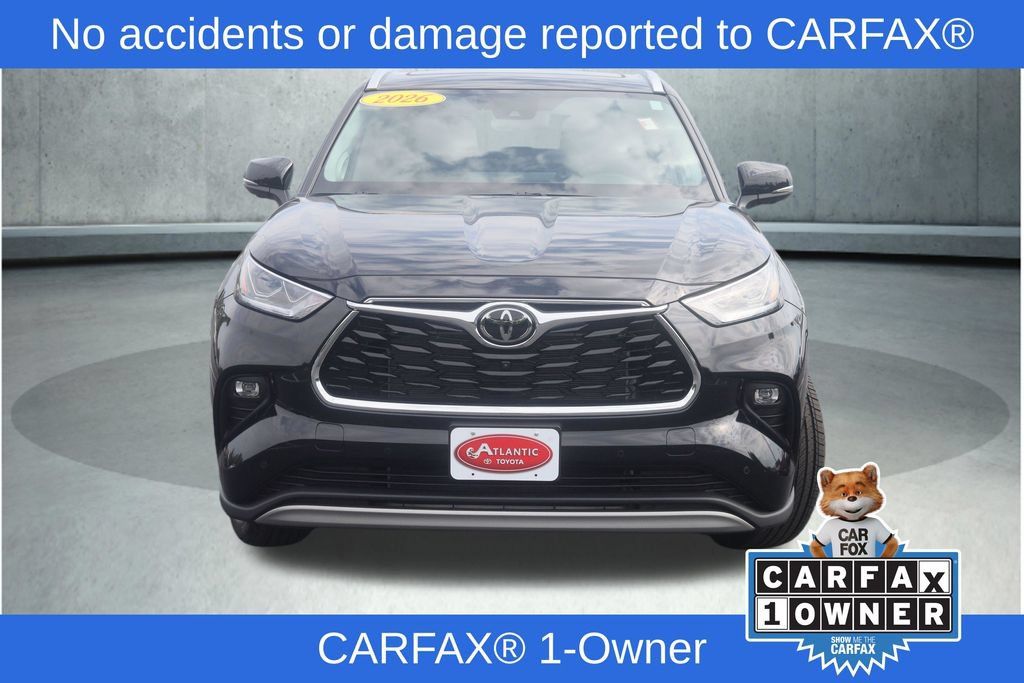 Used 2026 Toyota Highlander Platinum AWD/4WD image 2