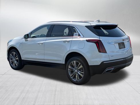 New 2026 Cadillac XT5 Premium Luxury w/ LPO, Floor Liner Package AWD/4WD image 4