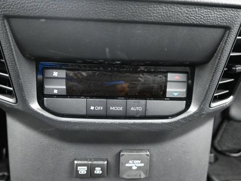 Used 2025 Toyota Sequoia TRD Pro AWD/4WD image 20