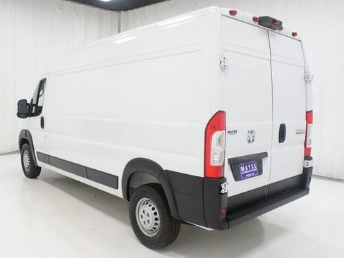 Used 2025 RAM ProMaster 2500 w/ Convenience Group image 20
