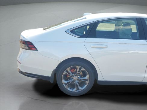 Certified 2023 Honda Accord EX-L image 32