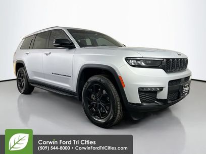 Used 2024 Jeep Grand Cherokee L Laredo