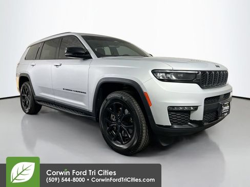 Used 2024 Jeep Grand Cherokee L Laredo AWD/4WD image 1