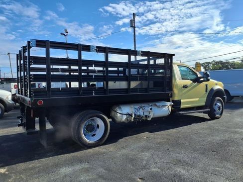 Used 2019 Ford F550 2WD Regular Cab Super Duty image 5