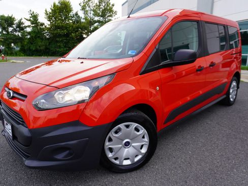 Used 2015 Ford Transit Connect XL FWD image 3