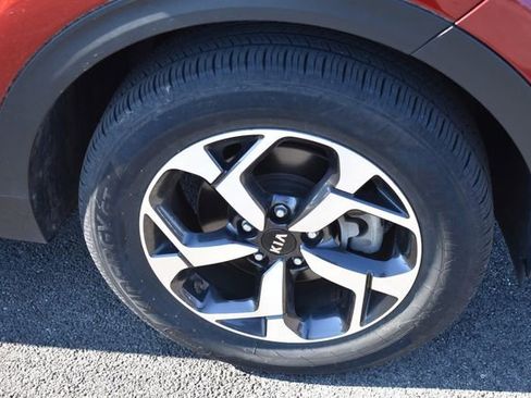 Used 2020 Kia Sportage LX AWD/4WD image 11