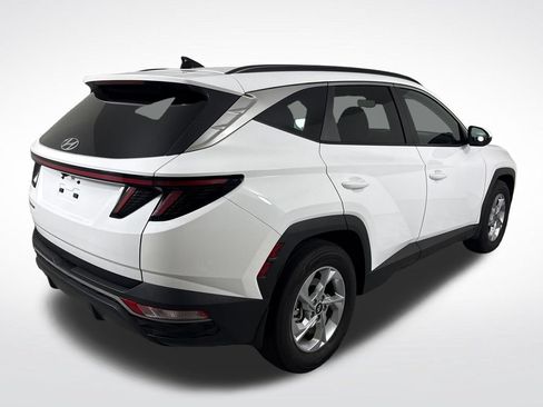 Used 2023 Hyundai Tucson SEL FWD image 3