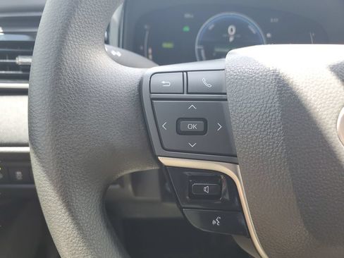 Certified 2025 Toyota Camry LE w/ Convenience Package FWD image 19