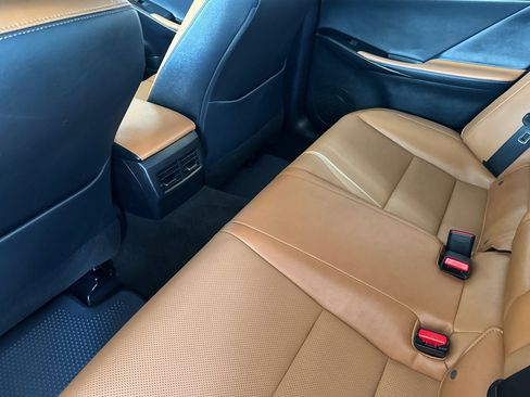 Certified 2023 Lexus IS 300 w/ Comfort Package image 9