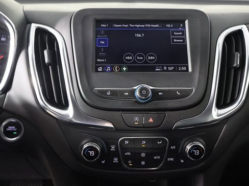 Used 2024 Chevrolet Equinox LT image 40