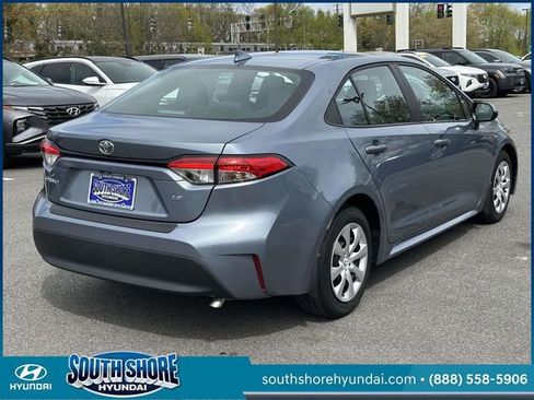 Used 2023 Toyota Corolla LE FWD image 6