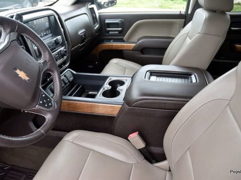 Used 2018 Chevrolet Silverado 1500 LTZ w/ Texas Edition RWD image 10