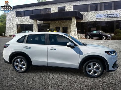 Used 2024 Honda HR-V LX image 4