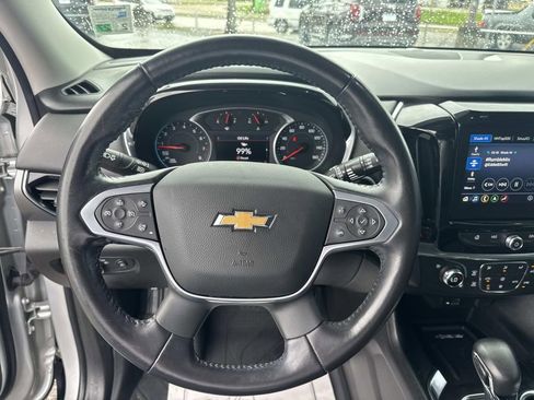 Used 2021 Chevrolet Traverse Premier FWD image 23