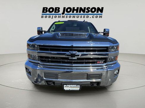 Used 2019 Chevrolet Silverado 2500 LTZ w/ Duramax Plus Package AWD/4WD image 8