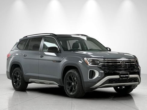 New 2026 Volkswagen Atlas Peak Edition AWD/4WD image 7