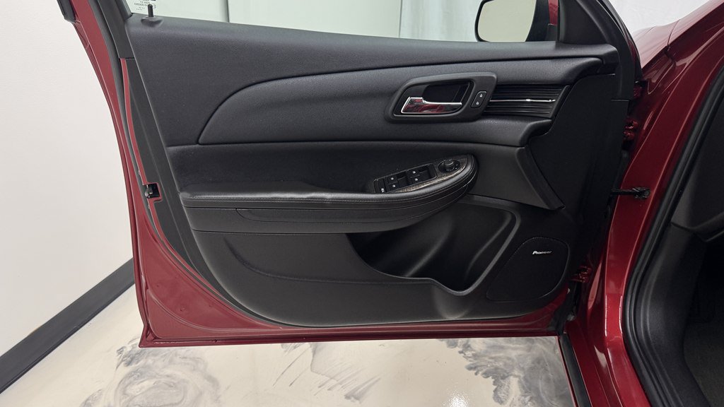 Used 2014 Chevrolet Malibu LT FWD image 14