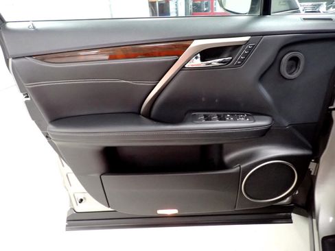 Used 2019 Lexus RX 450h AWD image 12