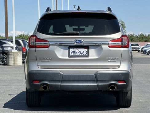 Used 2019 Subaru Ascent Limited AWD/4WD image 5