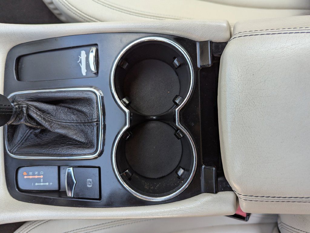 Used 2013 Maserati GranTurismo Convertible RWD image 27