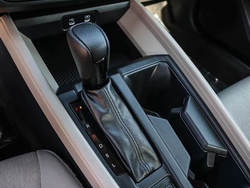 Used 2023 Honda Accord LX image 18