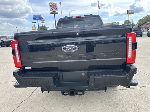 Used 2024 Ford F250 XLT w/ XLT Premium Package AWD/4WD image 5