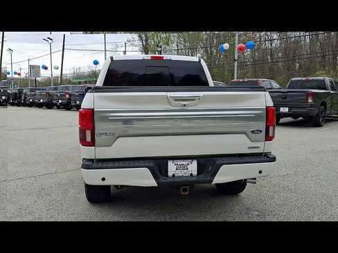 Used 2018 Ford F150 Platinum w/ Equipment Group 701A Luxury AWD/4WD image 7