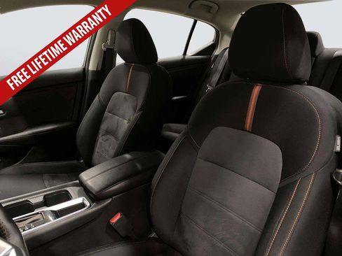 Used 2025 Nissan Sentra SR FWD image 26