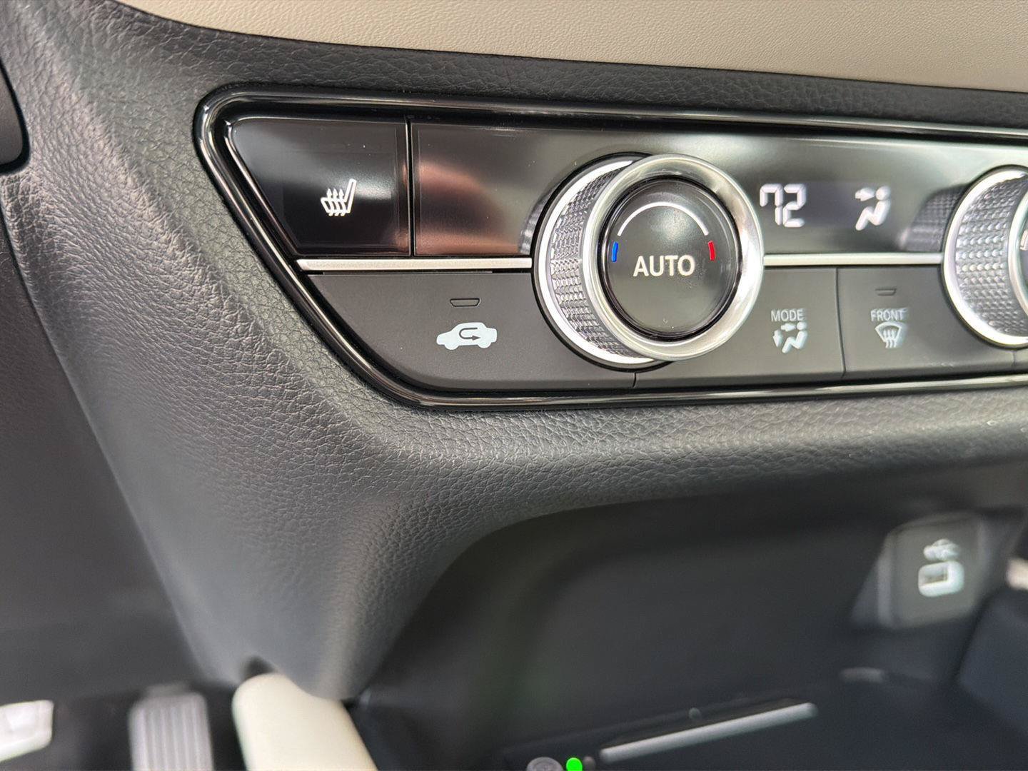 Used 2024 Honda HR-V EX-L image 27