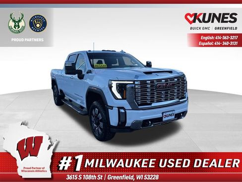 Used 2024 GMC Sierra 2500 Denali AWD/4WD image 1