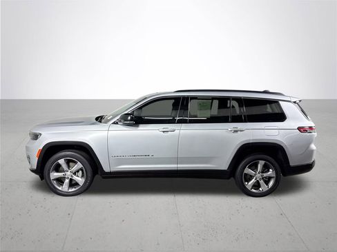 Used 2022 Jeep Grand Cherokee L Limited AWD/4WD image 9