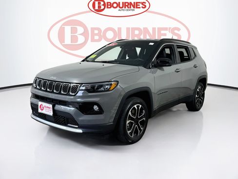 Used 2024 Jeep Compass Limited AWD/4WD image 5