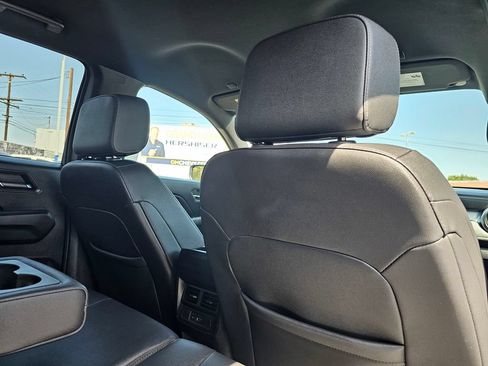 New 2025 Chevrolet Colorado LT w/ LT Convenience Package RWD image 13
