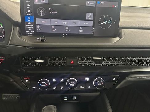 Used 2023 Honda Accord EX-L image 20