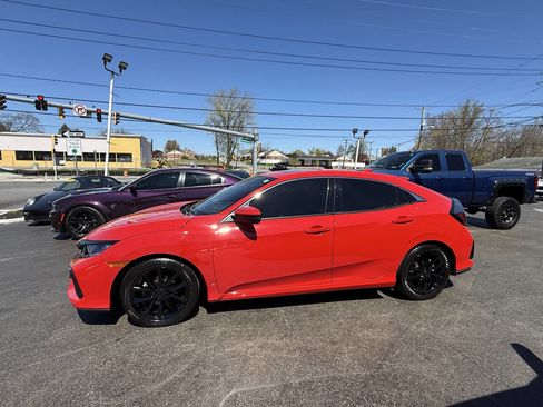 Used 2021 Honda Civic EX image 5
