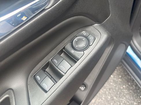 Used 2020 Chevrolet Equinox LT AWD/4WD image 11