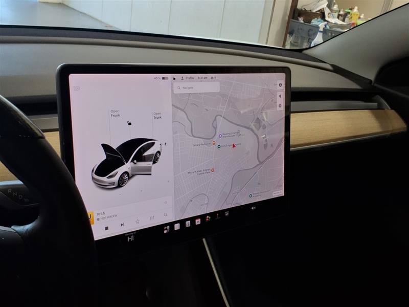 Used 2020 Tesla Model 3 Standard Range Plus RWD image 3