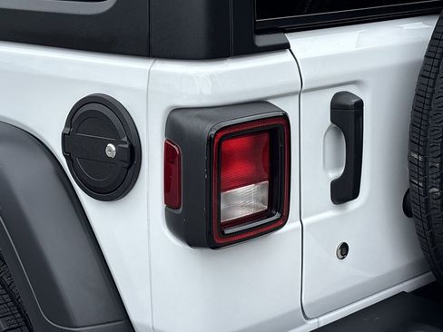 Used 2024 Jeep Wrangler Sport image 7