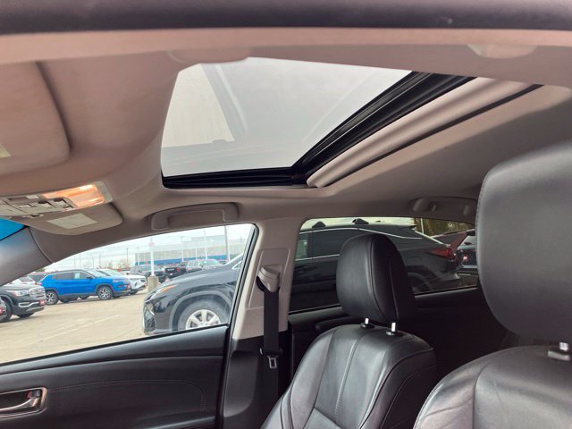 Used 2017 Toyota Avalon Limited FWD image 14