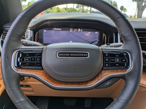 Used 2023 Jeep Grand Wagoneer Series III w/ HD Trailer Tow Package AWD/4WD image 28