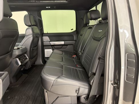 Certified 2025 Ford F250 Platinum w/ FX4 Off-Road Package AWD/4WD image 25