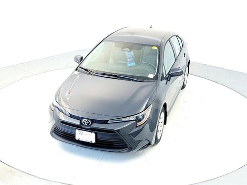 New 2026 Toyota Corolla LE image 10