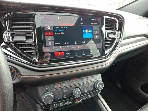 Certified 2023 Dodge Durango GT image 14