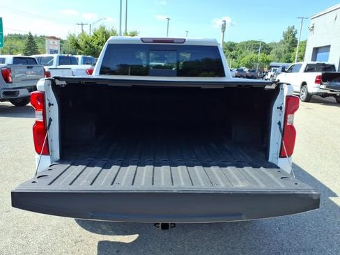 Used 2019 Chevrolet Silverado 1500 LTZ w/ LTZ Premium Package AWD/4WD image 13