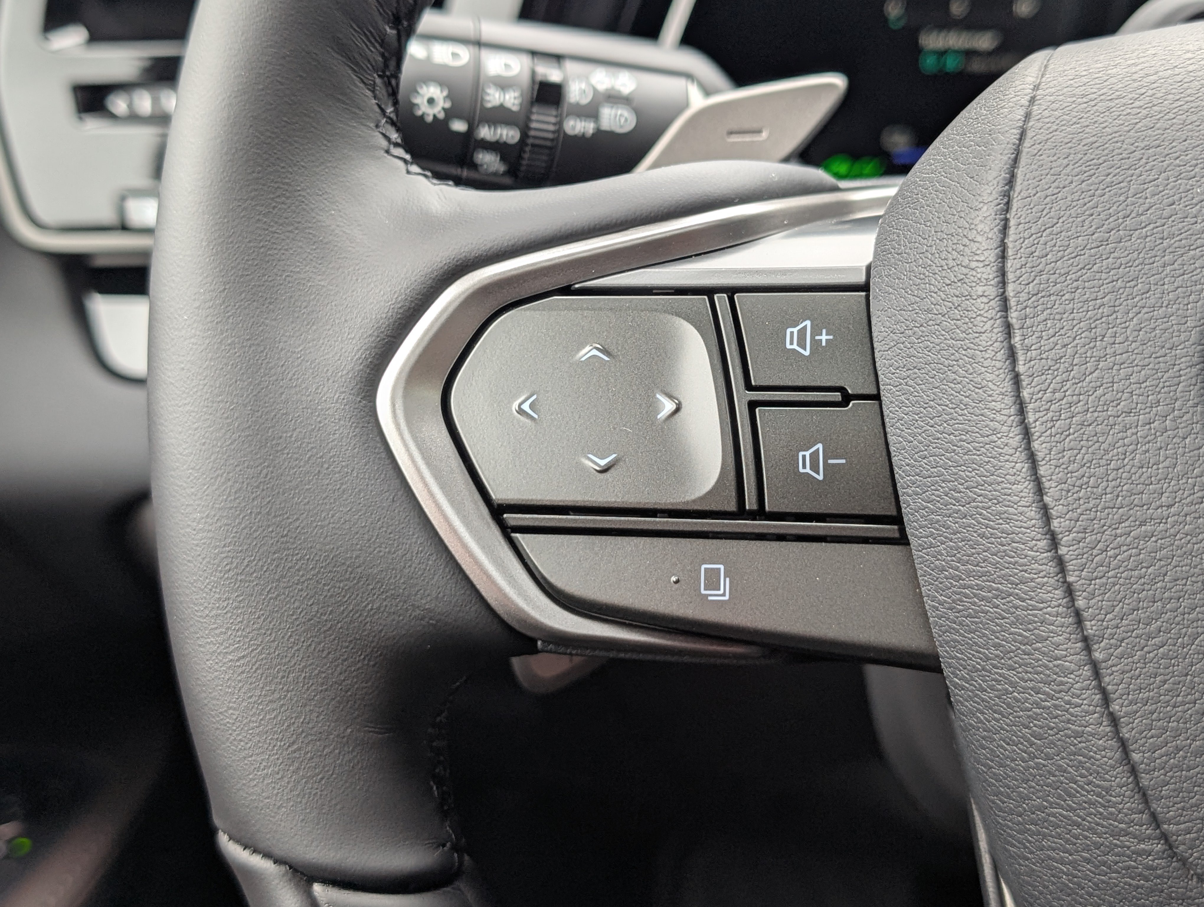 New 2026 Lexus RX 450h AWD w/ Convenience Package image 21