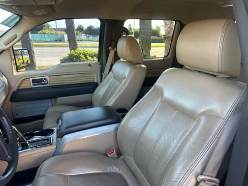 Used 2011 Ford F150 Lariat w/ Lariat Chrome Pkg image 14